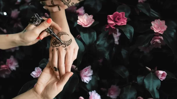 12 Simple Mehndi Design That Will Wow Everyone